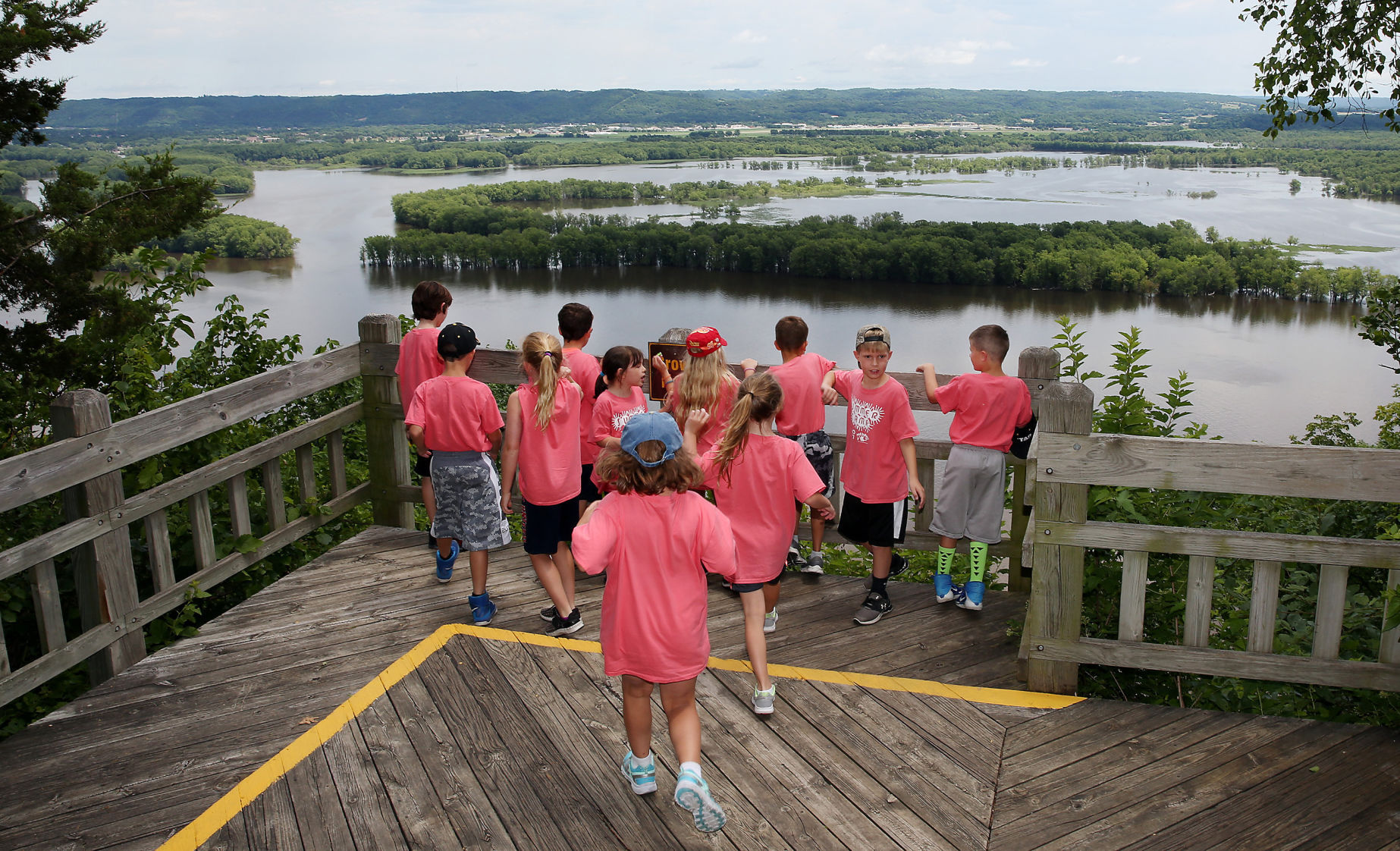THE GREAT RIVER-0143